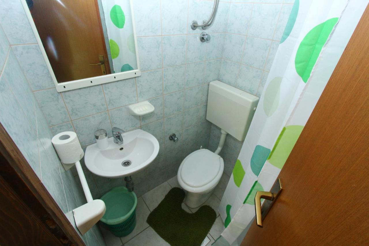 Apartments Gaja Green Ap Sveti Filip i Jakov Extérieur photo